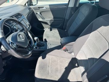Volkswagen Tiguan - 8