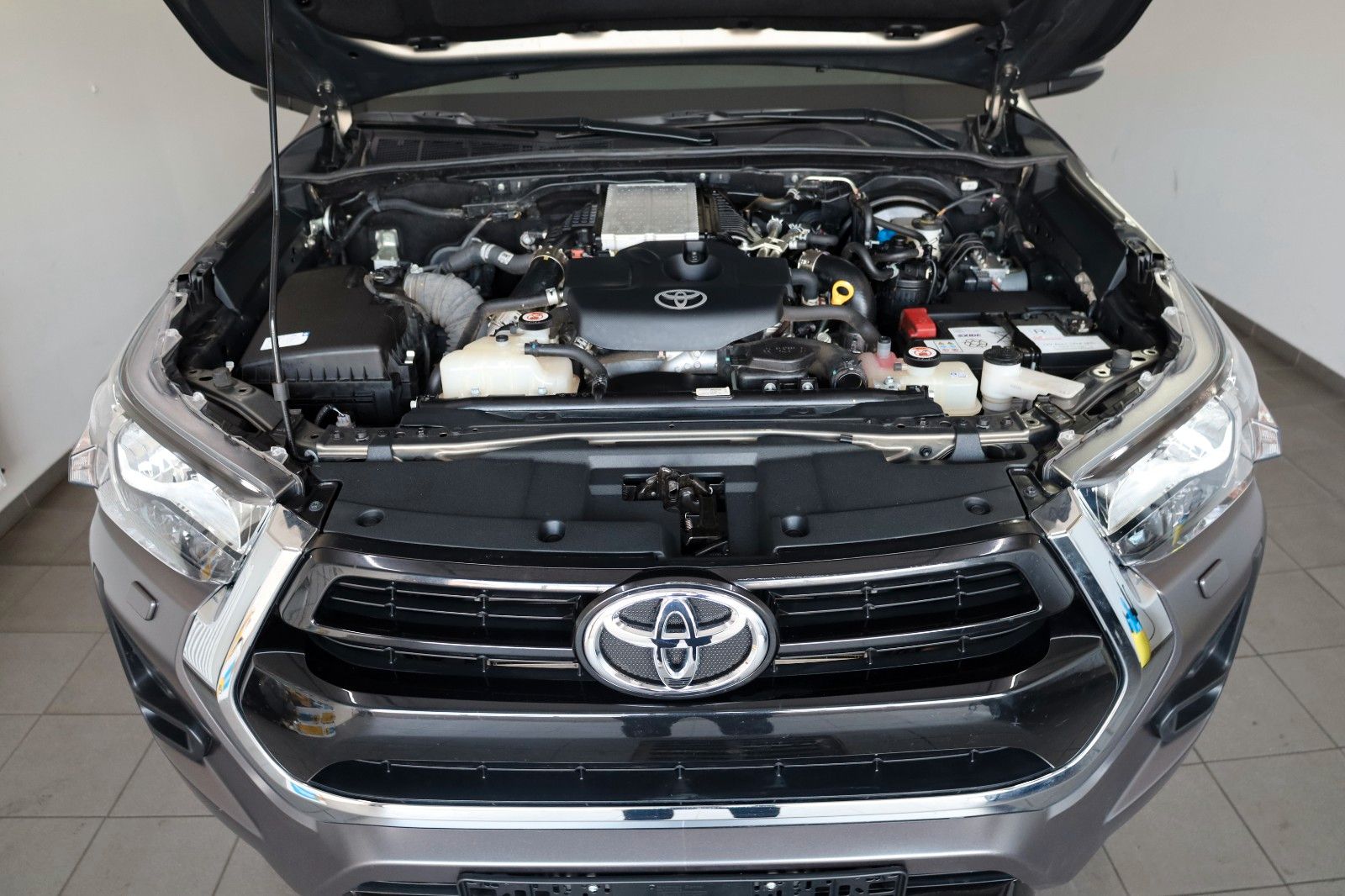 Fahrzeugabbildung Toyota Hilux 2.8 D4-D Comfort,Leder,CarPlay,Kamera,AHK