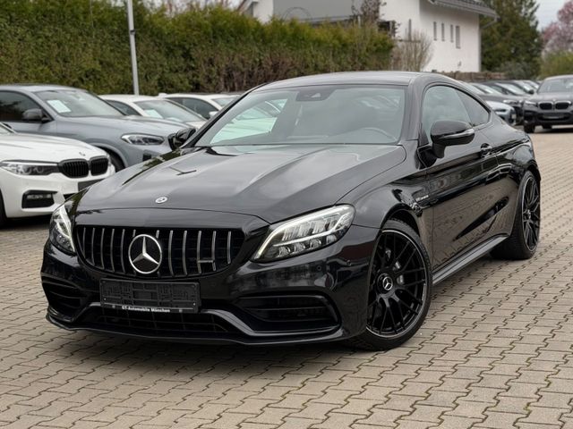 MERCEDES-BENZ C 63 AMG Coupe Aut. Navi Leder LED 1.Hand