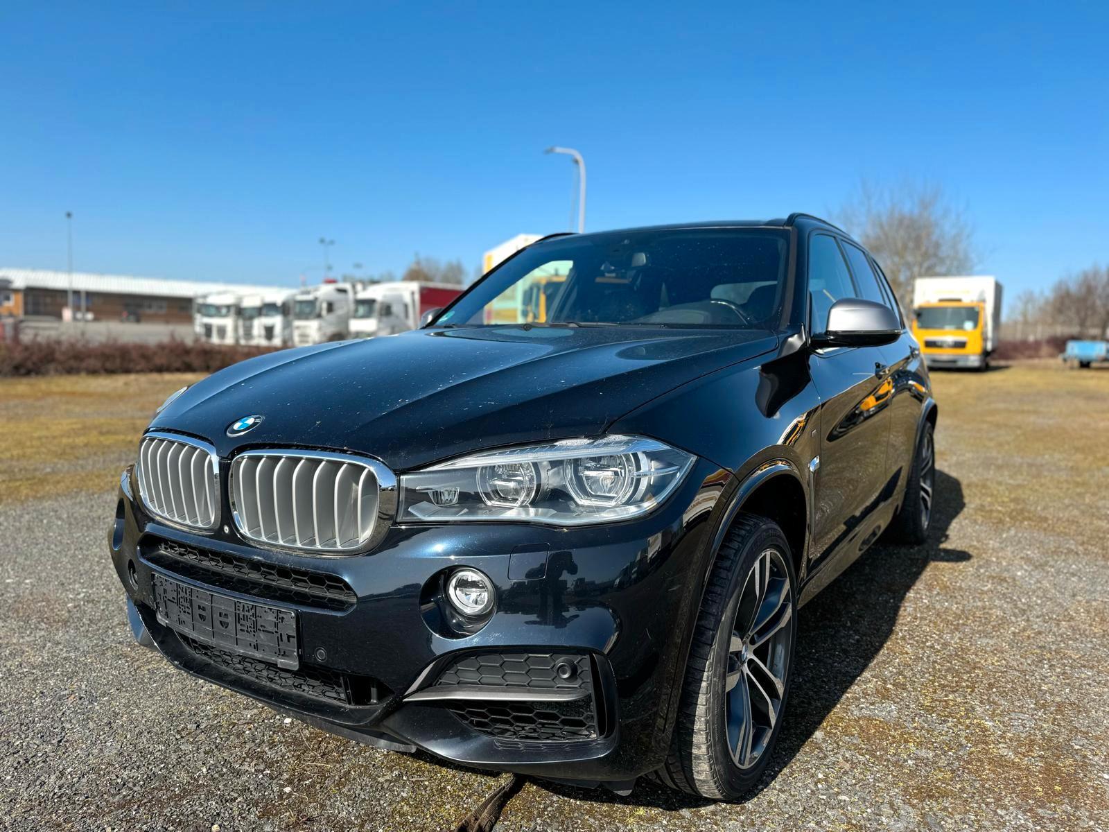 BMW X5 M50d * HEAD-UP *