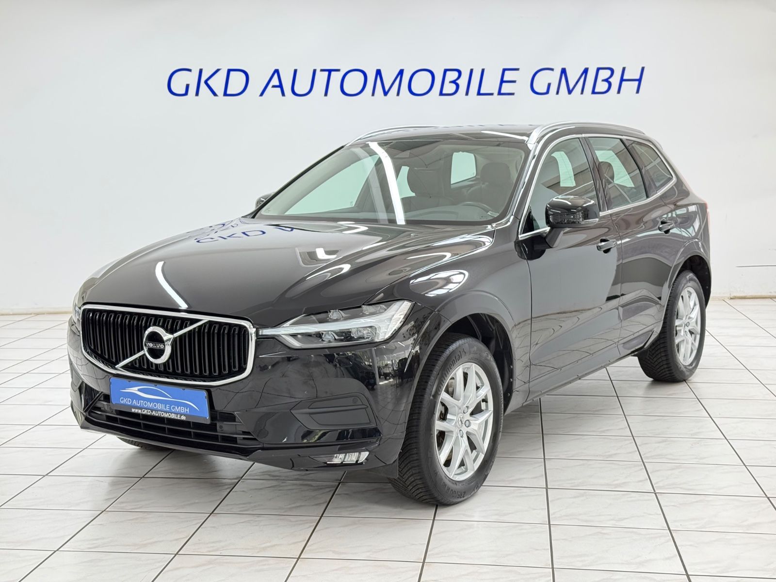 Volvo XC60 Momentum Pro AWD*Leder*H&K*Navi*Shz*Kamera*
