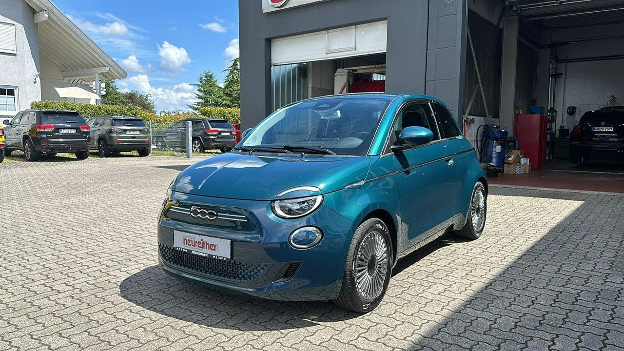 Fiat 500e 42kwh*Klimaauto*Carplay*PDC