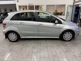 Mercedes-Benz B 200 CDI*AUTOMATIK*SPORT*SHZ*LEDER*PANO*TMP*AHK - Gebrauchtwagen mit Automatik bis 9.000 Euro