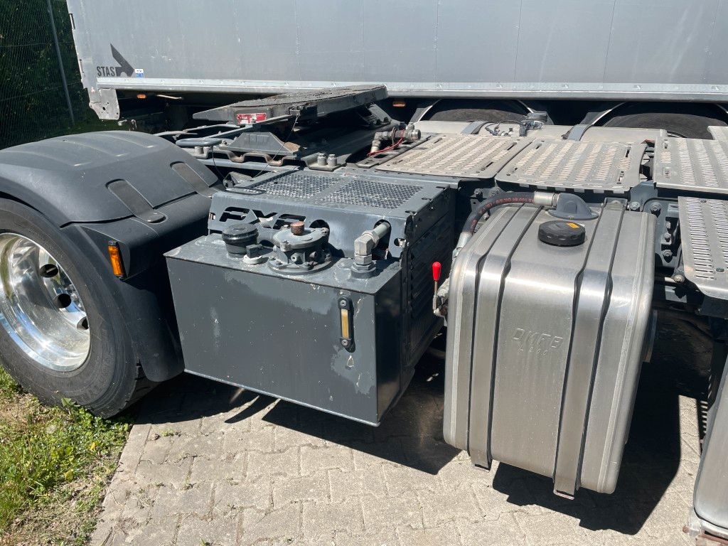 Fahrzeugabbildung DAF FT XF 530 SC PXP, 4x4