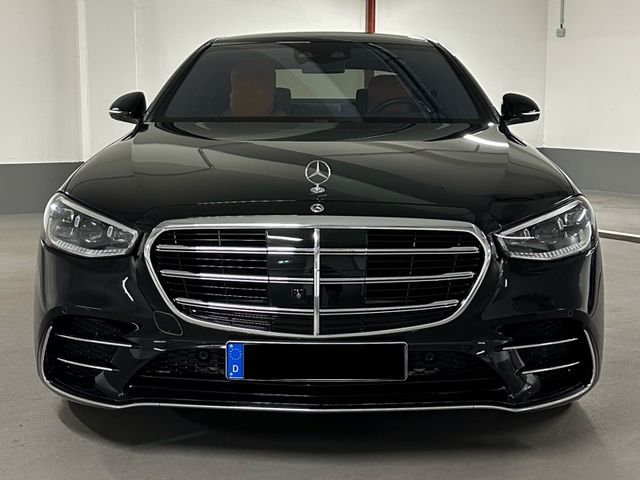 MERCEDES-BENZ S 580 e 4MATIC mit EQ Hybrid Technologie -