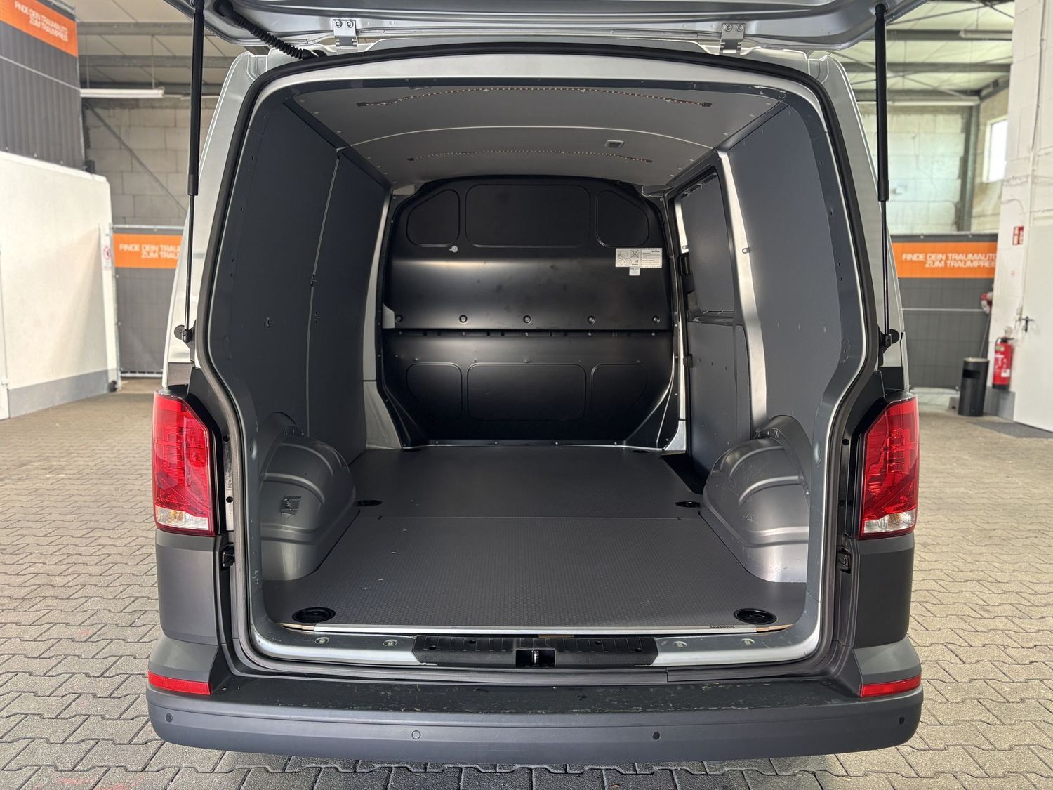 Fahrzeugabbildung Volkswagen T6 Transporter 2.0TDI#DSG#Klima#ACC#Kamera#St.Hz