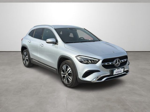 Other MERCEDES-BENZ GLA 220 d Automatic 4Matic Progres imagem 3