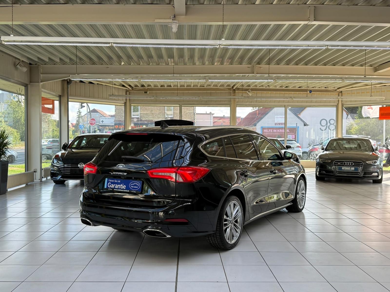 Ford Focus 1.5 Vignale Pano Leder CAM LED ACC Head Up