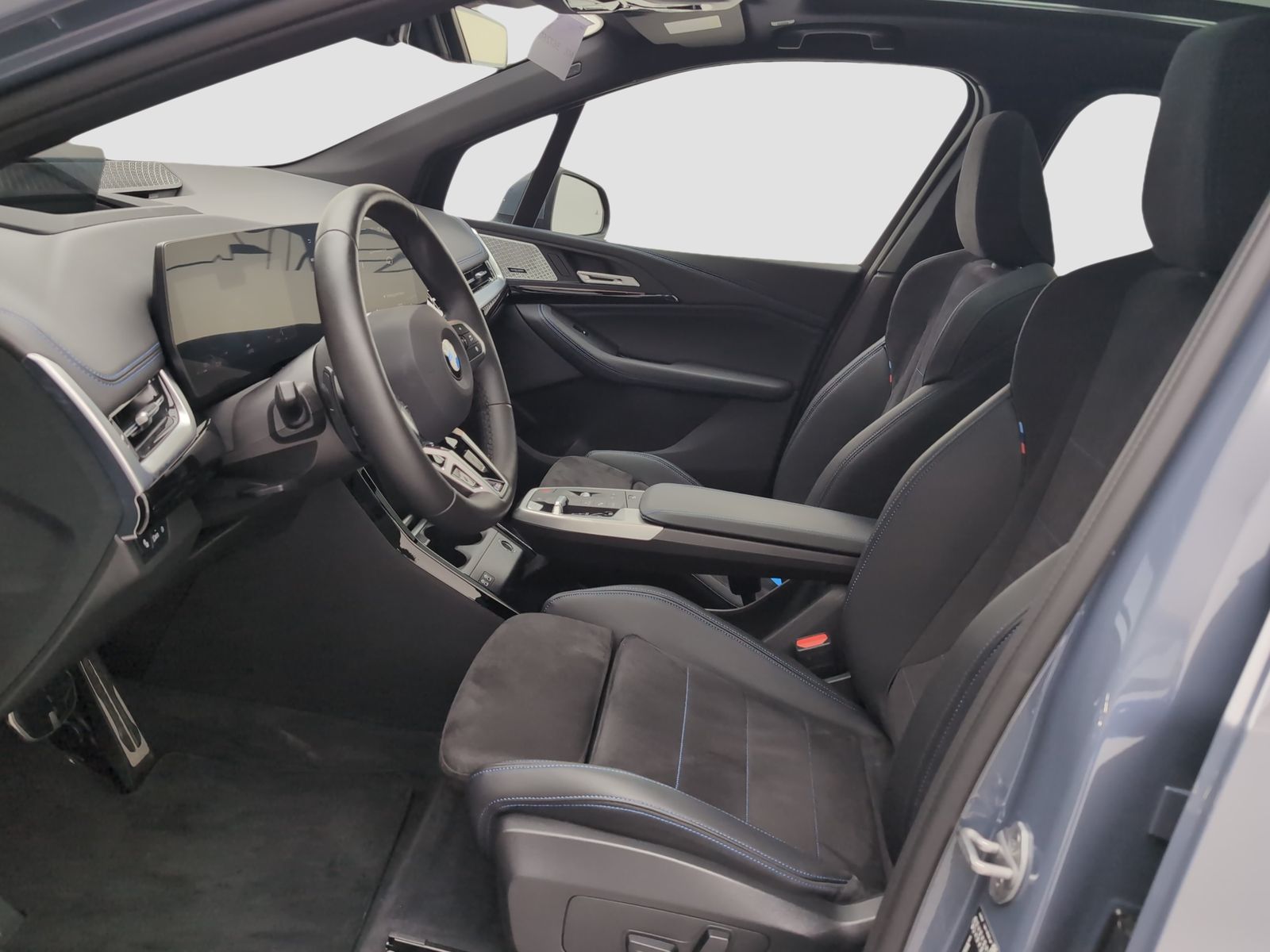BMW 223 Active Tourer - Bild 8