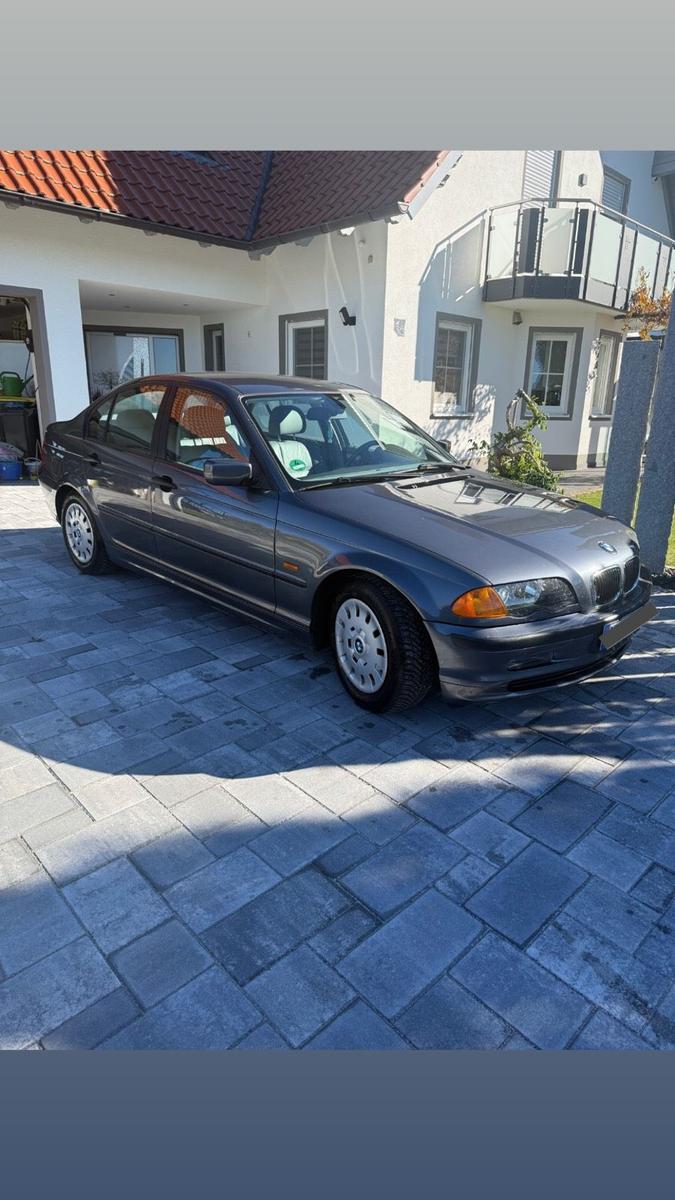 BMW 318