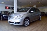 Mercedes-Benz B 180 SPORTPAK./XENON/PANO/COMAND/MTL.RATE 115,- - Mercedes-Benz B-Klasse aus 2011