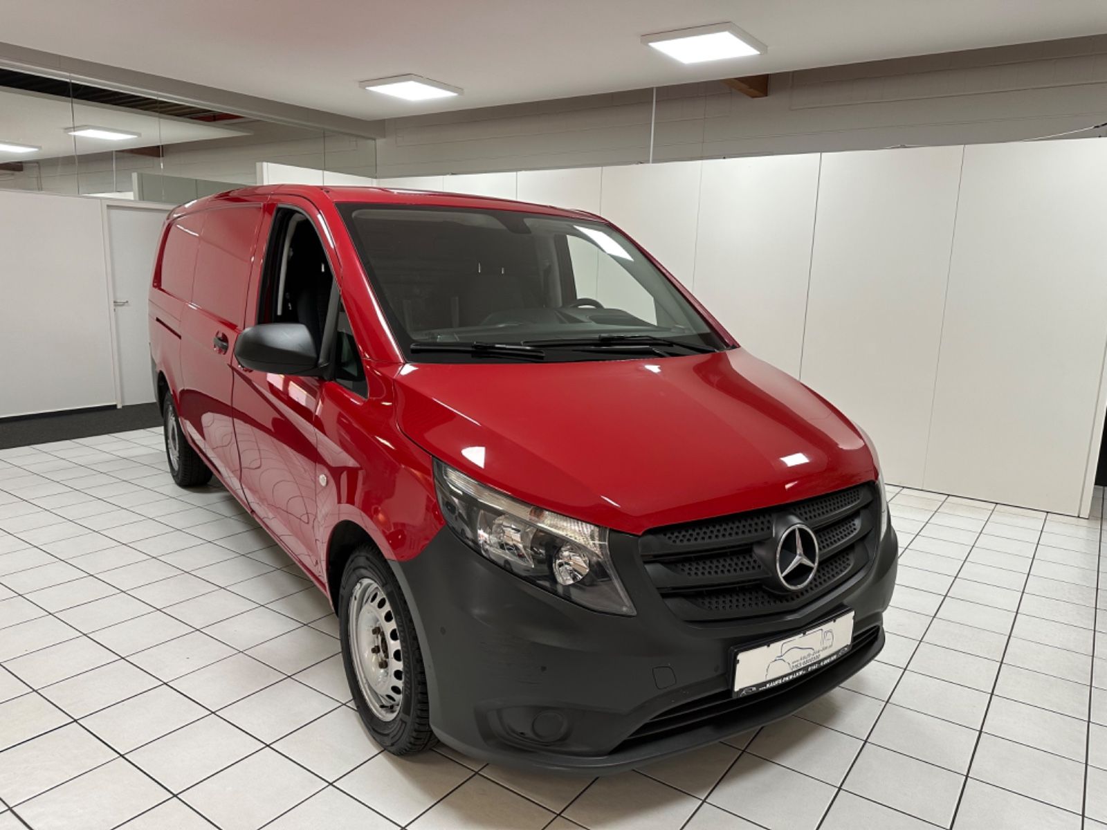 Fahrzeugabbildung Mercedes-Benz Vito Kasten 111 CDI FWD extralang*Klima*Radio