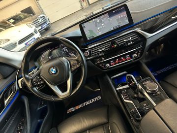 BMW 530 d Touring Luxury Line *2. Hand*Klima*Kamera*