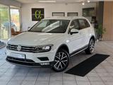 Volkswagen Tiguan 2.0 TDI Highline 4Motion*LED*RFK*AHK*ACC - : Teilleder, Dachreling