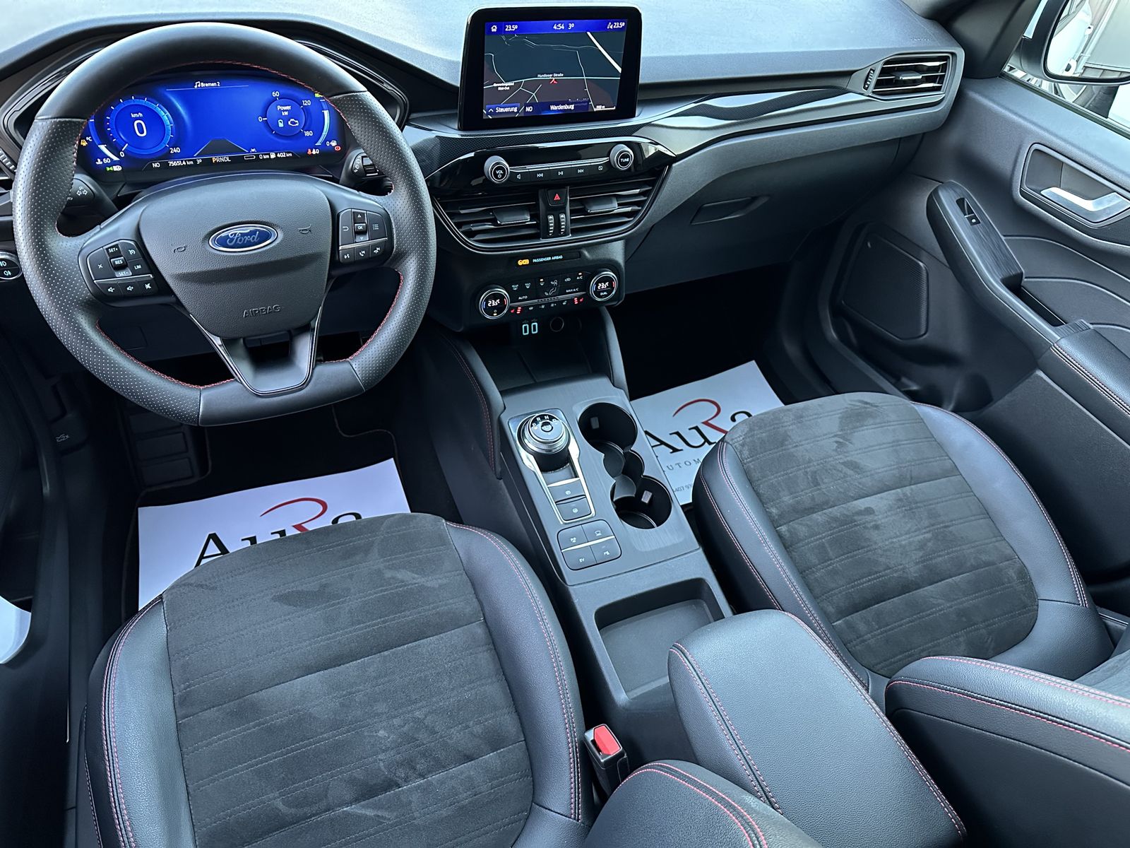 Fahrzeugabbildung Ford Kuga Plug-In Hybrid ST-Line X NAV+LED+KAMERA+PP