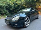 Mercedes-Benz C200 CL203 - Mercedes-Benz CL 203