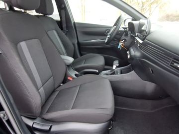 Hyundai i20 1.0 T-GDI Blackline (90PS) Sonderausstattung