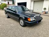 Mercedes-Benz E 300 W124 Rostfrei Klimaautomatik  - gebrauchte Mercedes-Benz E 300 aus dem Jahr 1991