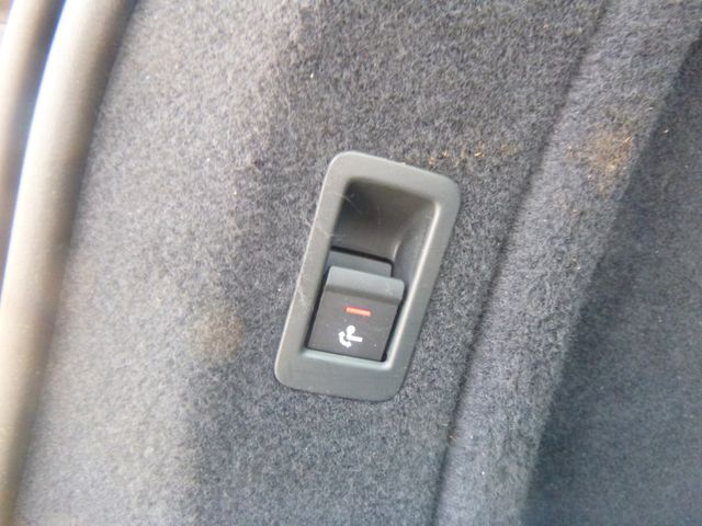 Fahrzeugabbildung Audi A4 Avant 35 TFSI >AUT/AHK/NAV/LEDER<