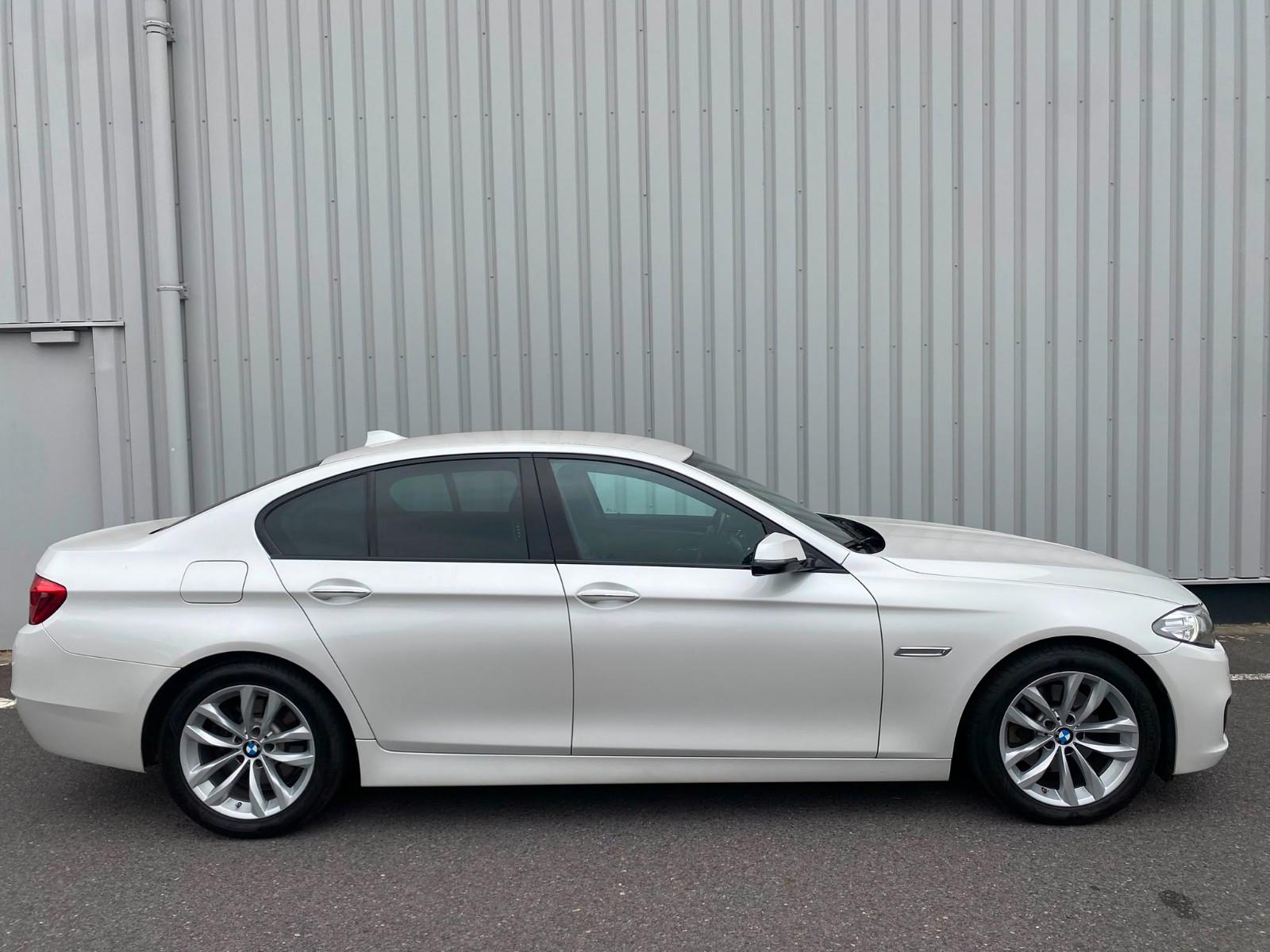BMW 520 d Traumzustand Head up AHK Vollleder