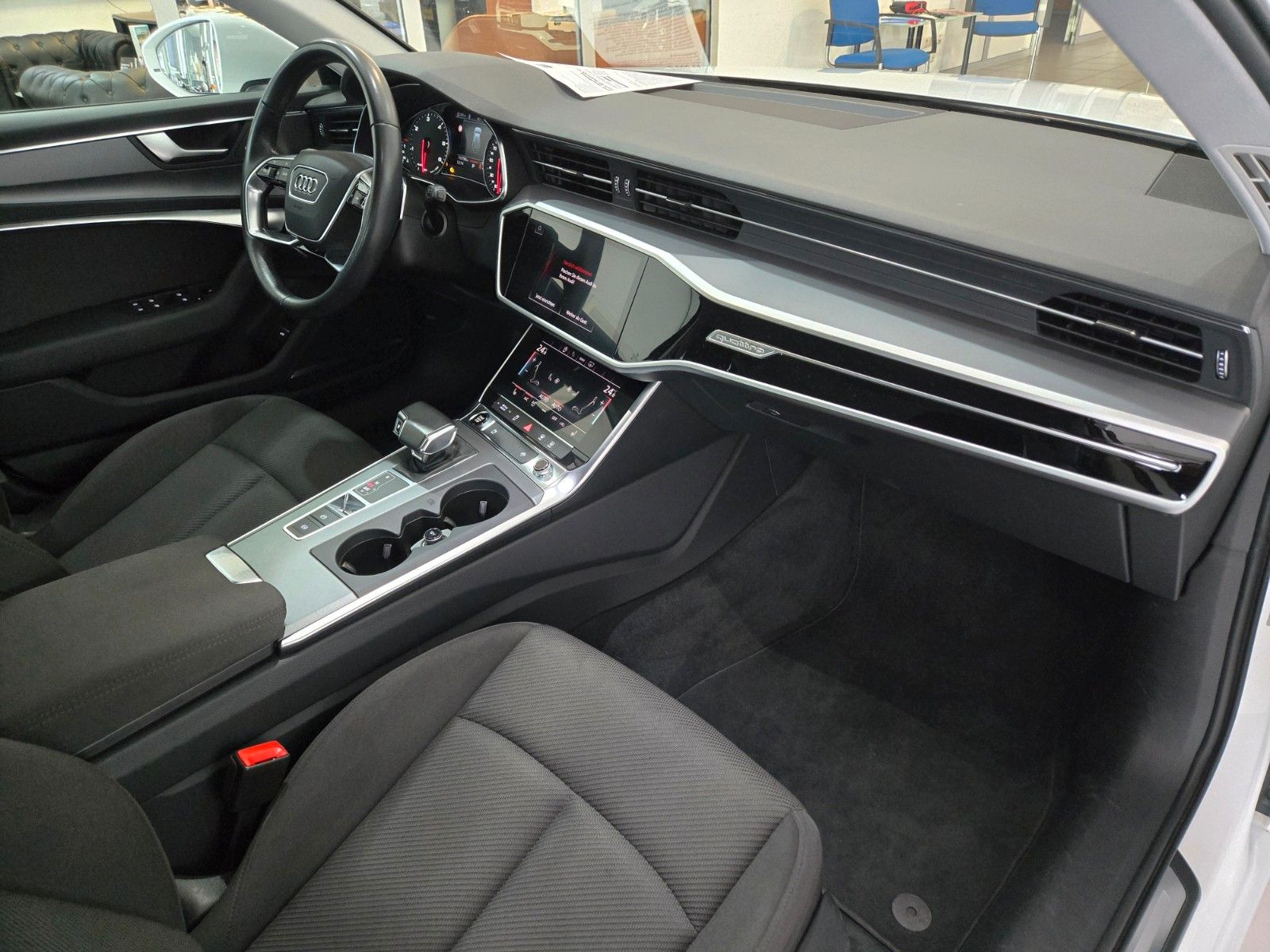 Fahrzeugabbildung Audi A6 Avant 45 TDI quattro*Business-Paket