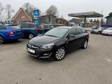 Opel Astra J 2,0l Exklusiv TÜV/AHK/NAVI/KLIMA/KAMRA - Opel Astra mit Diesel-Antrieb: 2.0