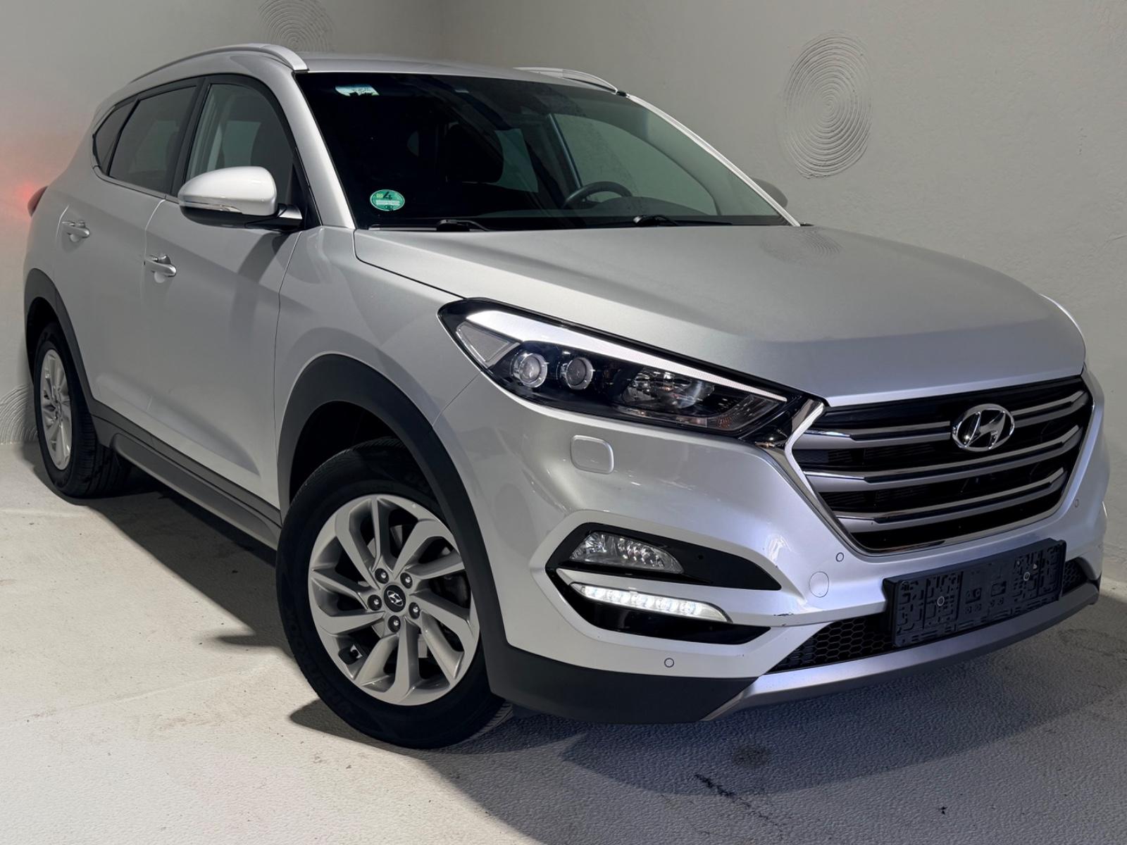 Hyundai Tucson Style 4WD*2.Hand*Kamera*Navi*Lenkradhz*