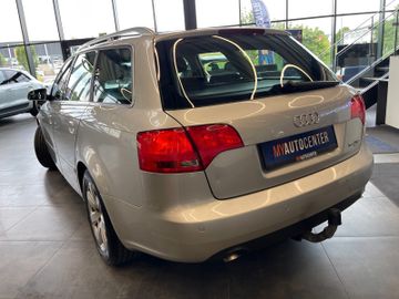 Audi A4 Avan 3.0 TDI quattro *SZHZ*PDC*TEMPOMAT*KLIMA