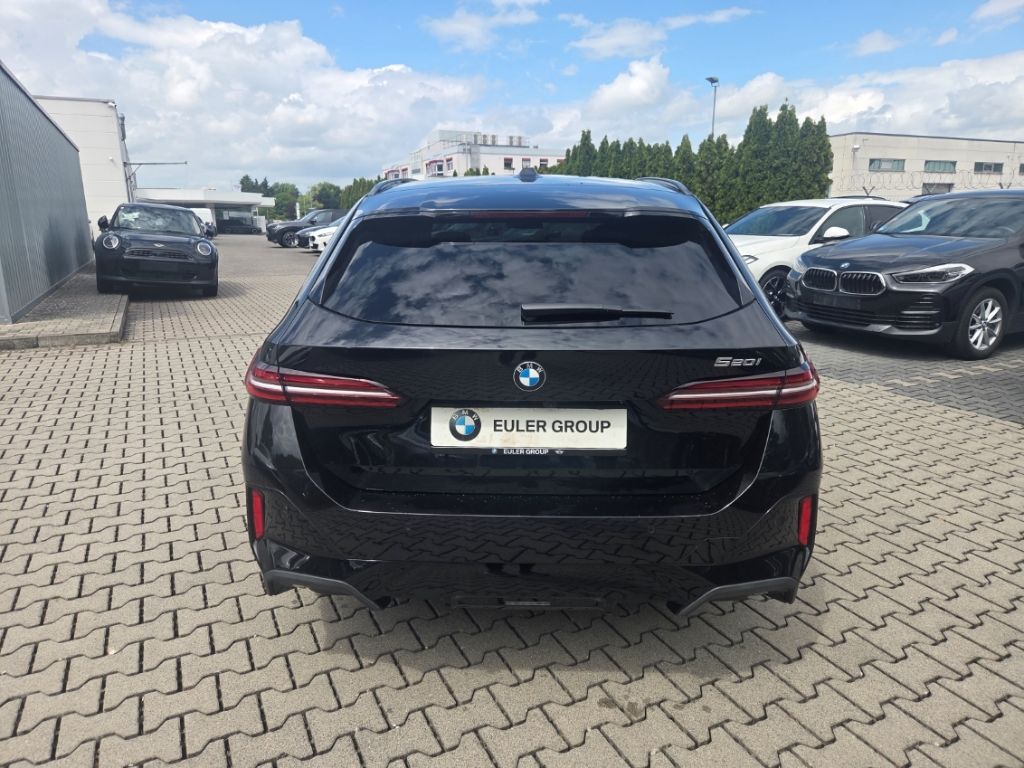 BMW 520 iA Tour M-Sport AHK 20''SRneu St.-Hzg. DA P foto 5