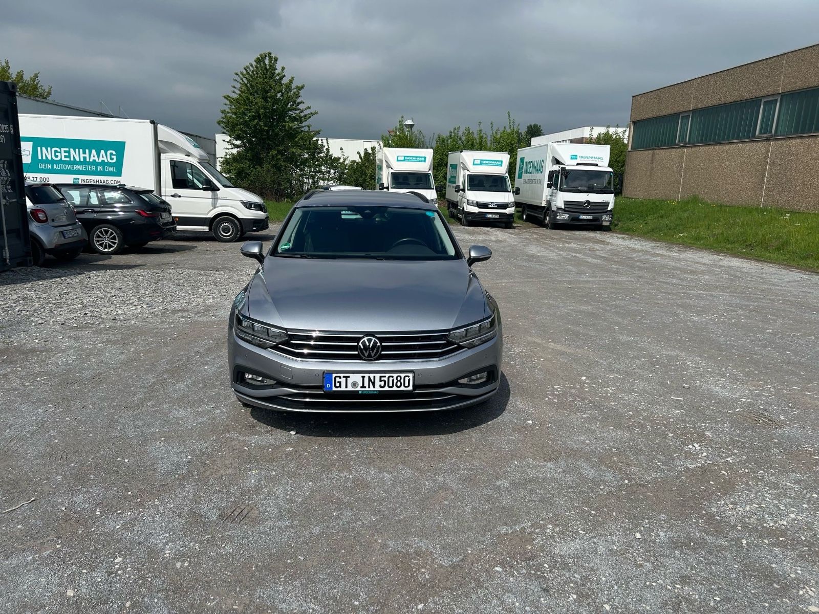 Fahrzeugabbildung Volkswagen Passat Variant Business 1.5 TSI Comfline DSG AHK