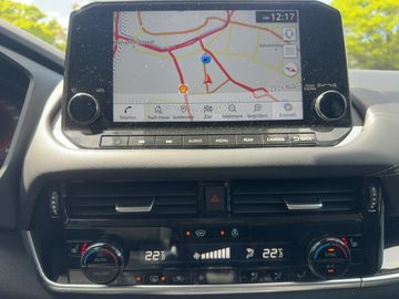 Nissan Qashqai 1.3 DIG-T N-Connecta 158PS NAVISHZ