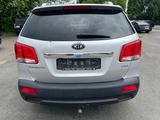 Kia Sorento Attract 4WD - Kia Sorento: Attract