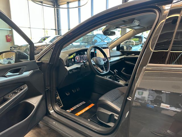 MYAUTOCENTER – Gebraucht- und Jahreswagen mit Werkstattservice in Pfaffenhofen Volkswagen Golf VIII *Keyless*Totwinkel*ACC*PDC*LED*VOLL