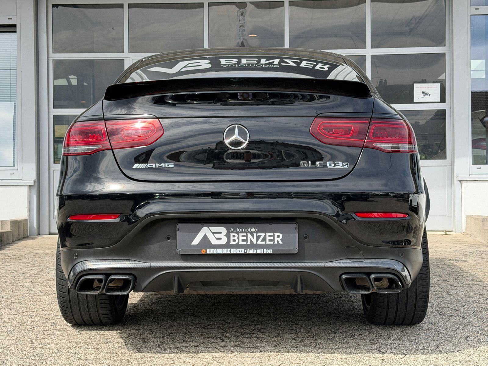 Fahrzeugabbildung Mercedes-Benz GLC 63 AMG Coupe/MBUX/Ambiente/Schiebedach/Kam/