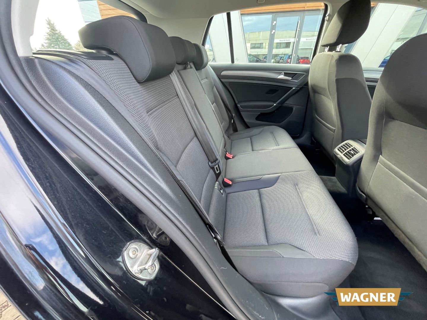 Fahrzeugabbildung Volkswagen Golf VII Comfortline BMT Start-Stopp