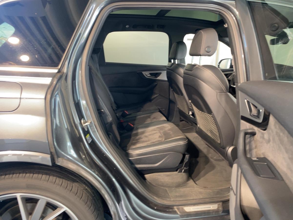 Audi Q7 3.0 TDI Quattro S-Line+Navi+Matrix+Ahk+Kamera