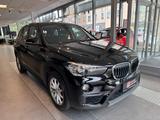 BMW X1 Baureihe X1 sDrive 20 i Advantage - BMW X1 Gebrauchtwagen in Hamburg
