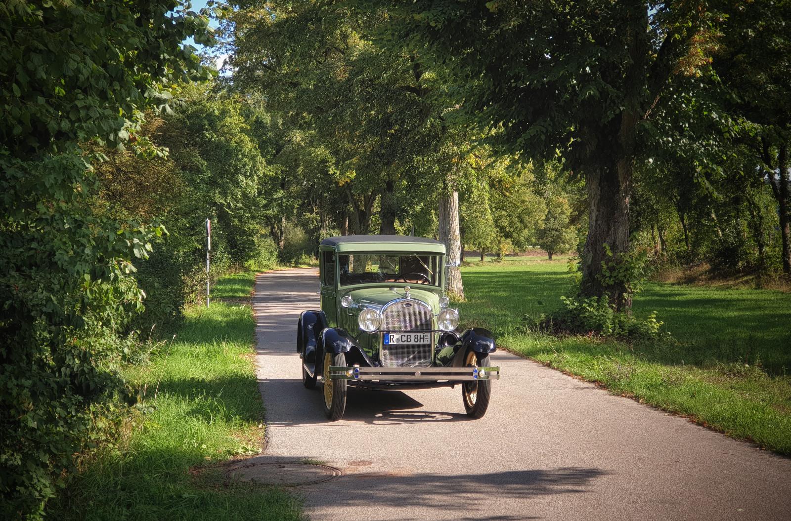 Ford Model A "Special Coupé" mit Police Head