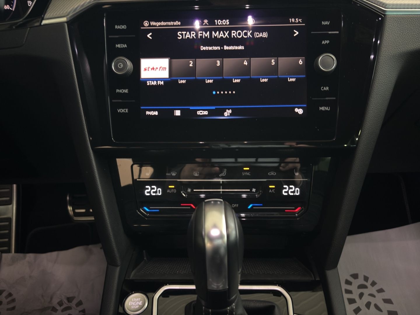 Passat Variant R-Line Elegance 1.5 TSI OPF 110 k