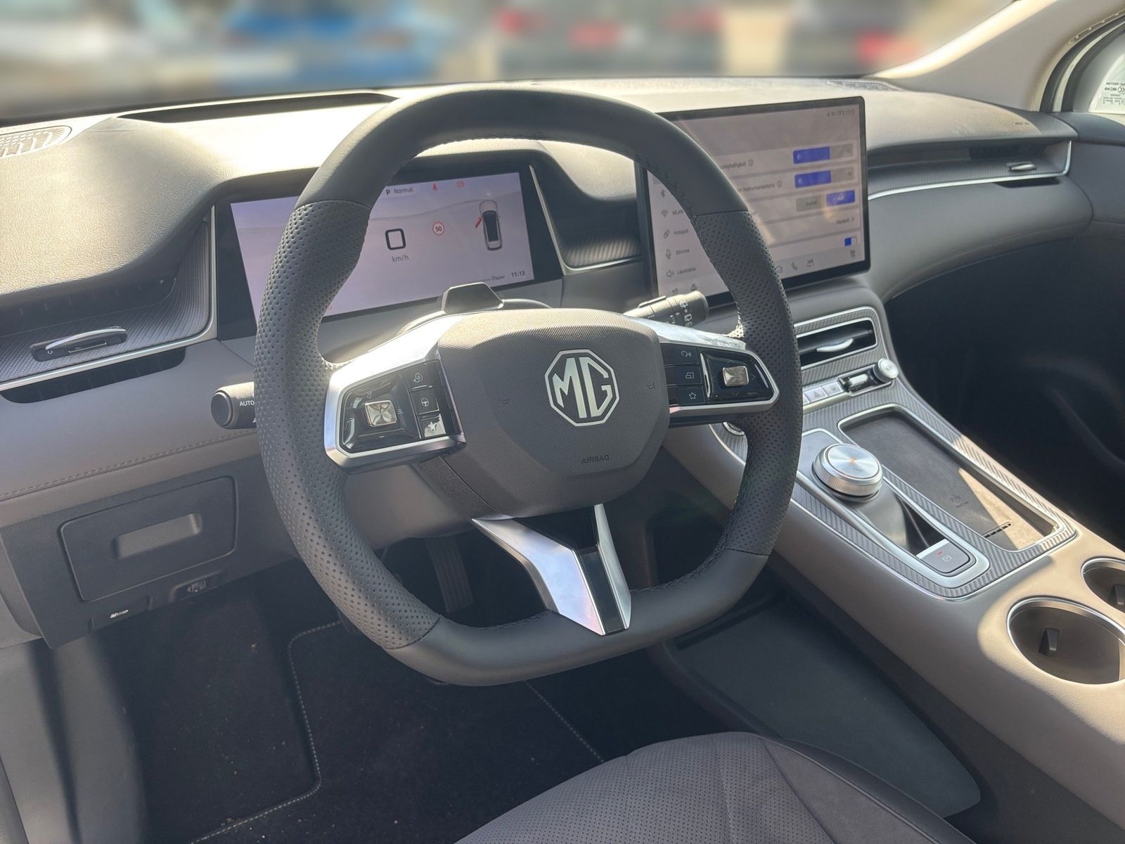 MG S6 EV