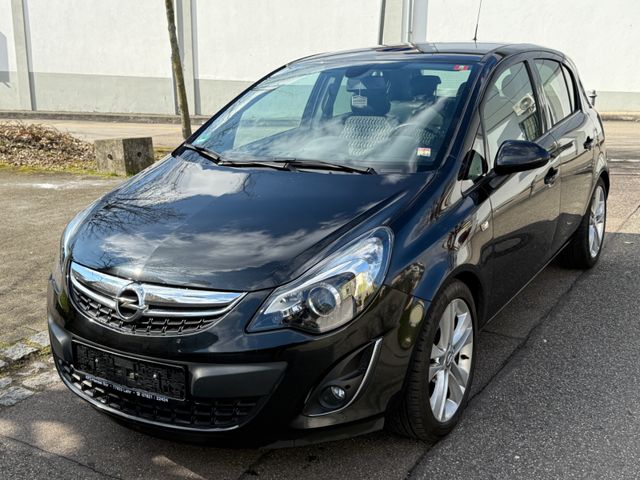 Opel Corsa D Innovation TÜV NEU/NAVI/TEMPOMAT/PDC/SHZ