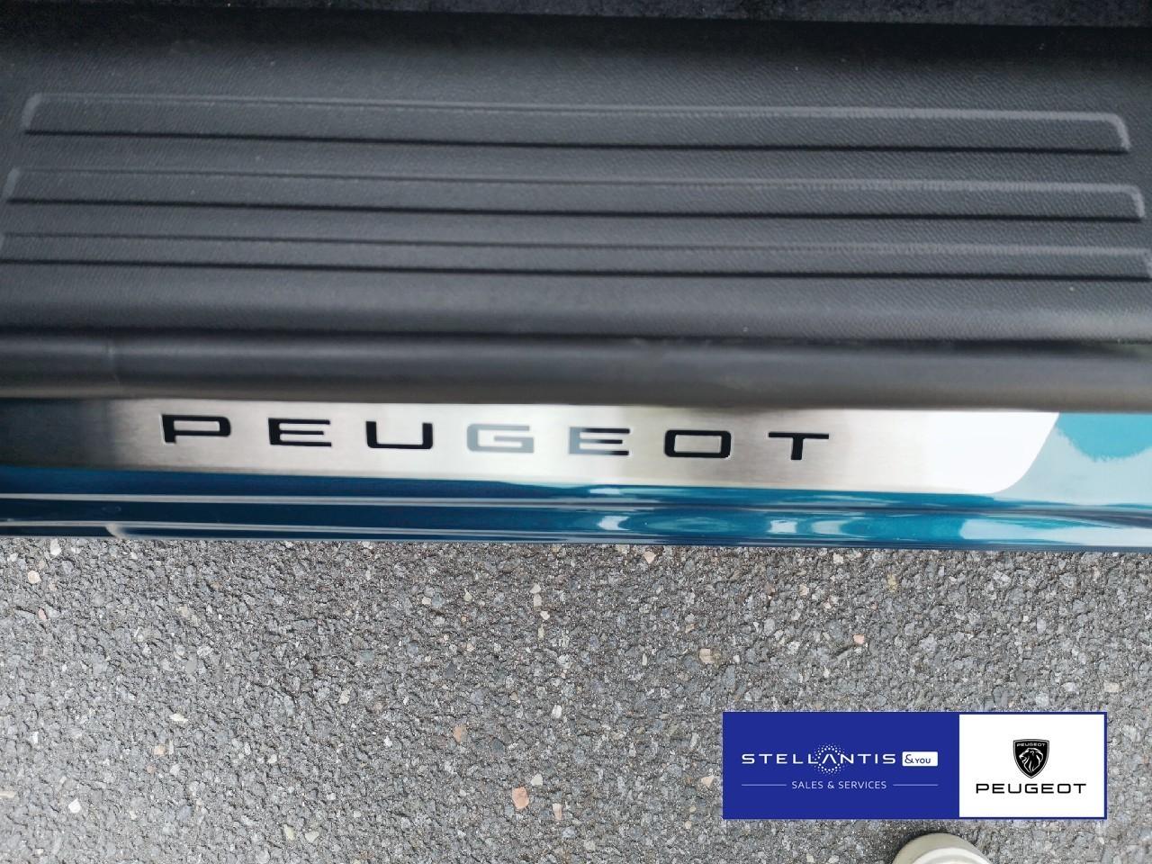 Peugeot 2008 GT Mild HYBRID 145 e-DSC6 SchDach Alcant SH