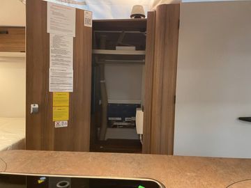 HYMER  ERIBA  HYMERCAR Touring 430 Legend Markise Dusche Komfort Paket