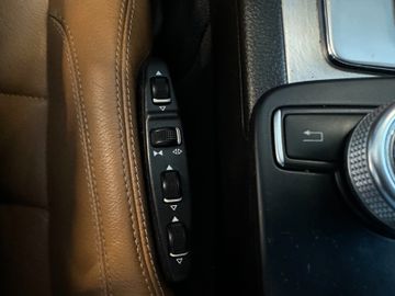 Mercedes-Benz E 350 CDI Coupe BlueEfficiency *2. Hand*AMG-Line