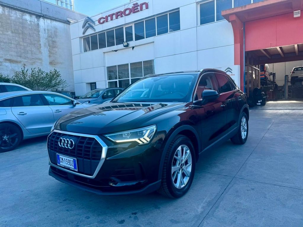Image of Audi Q3