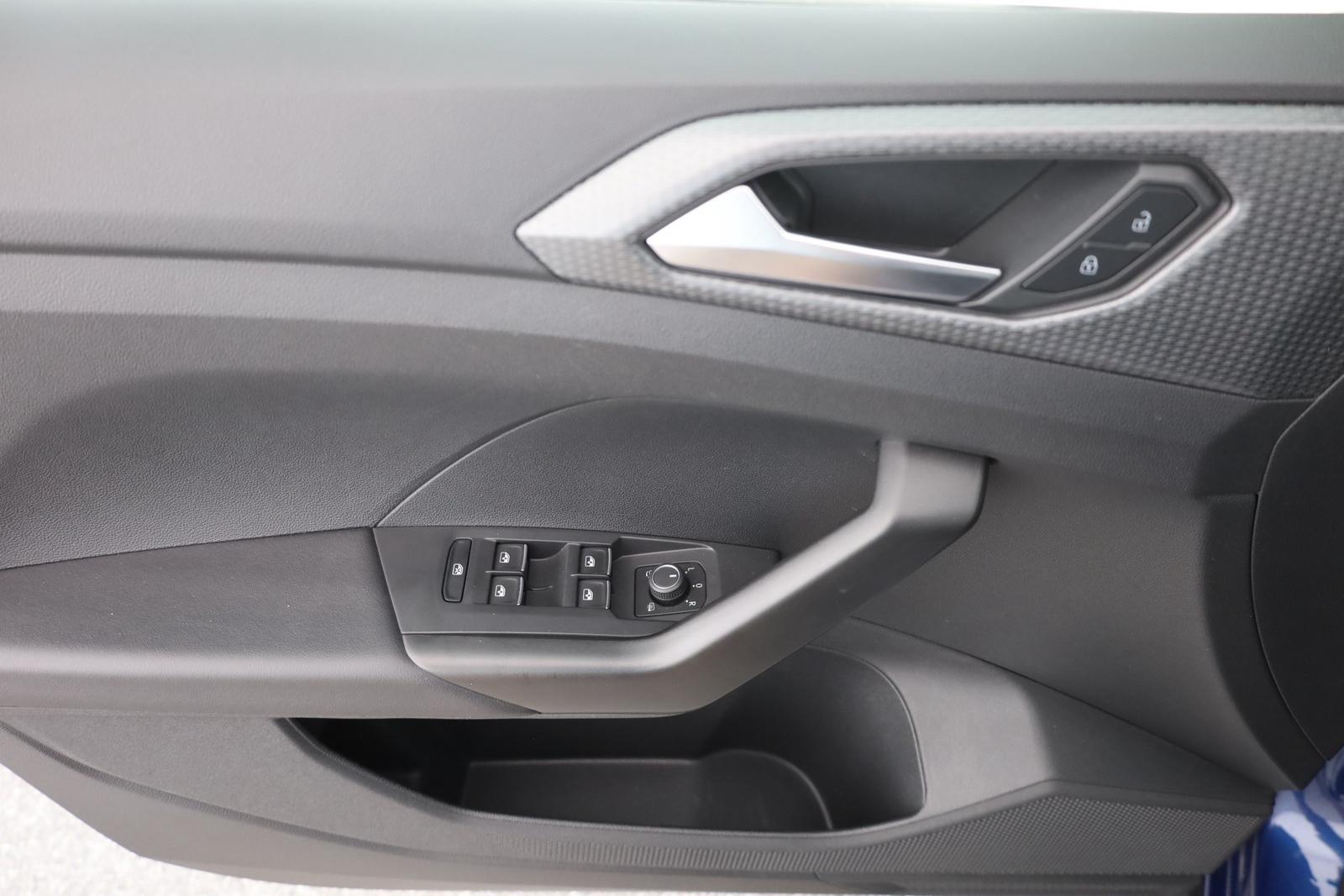 Volkswagen T-Cross 1.0 TSI DSG R-Line LED Kamera Navi DAB, миниатюра 22