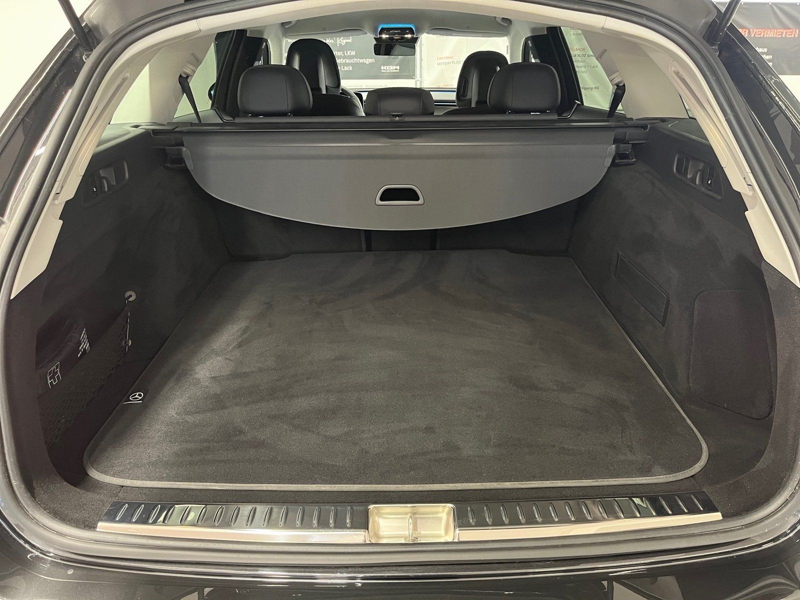 Fahrzeugabbildung Mercedes-Benz E 220 T d Avantgarde*LED*Kamera*Totwinkel*Distro