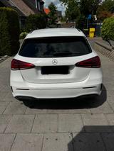 Mercedes-Benz A220 AMG Line /  Navi / Shz/LED - Mercedes-Benz A 220 von privat