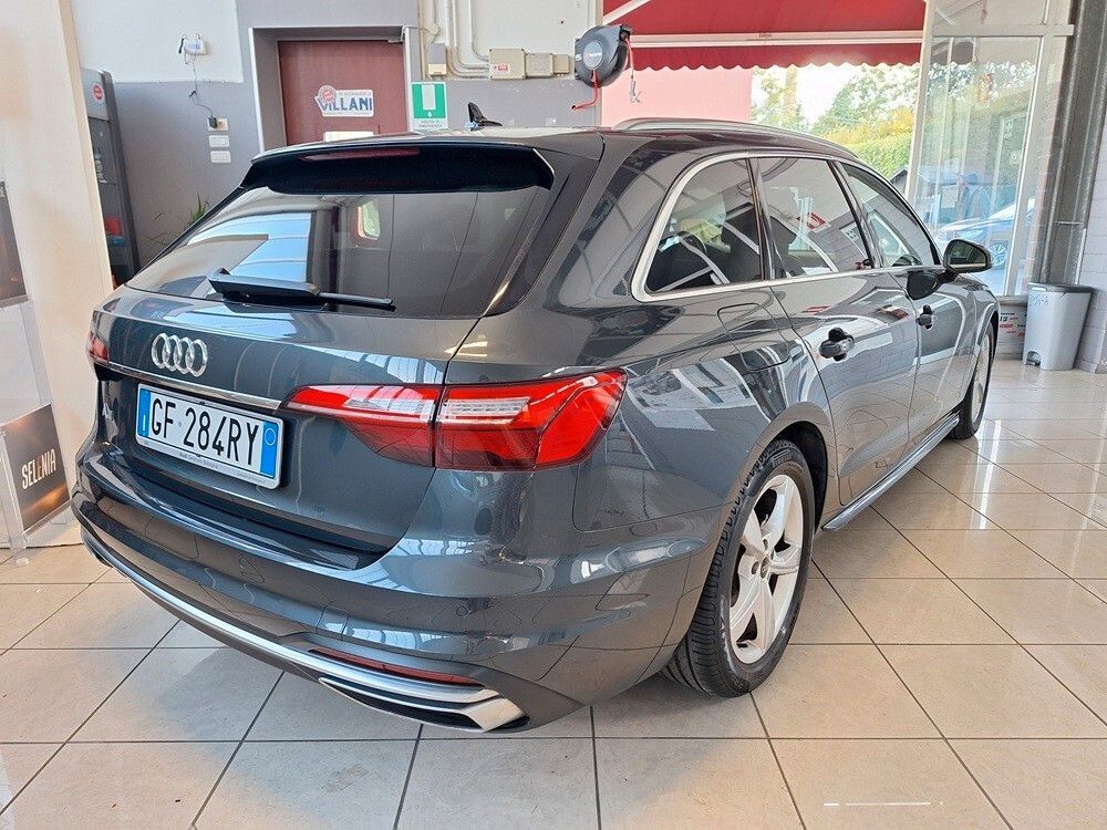 Audi A4 Avant Business Advanced imagem 2