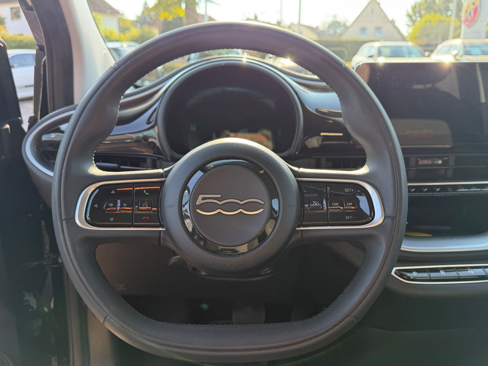 Fahrzeugabbildung Fiat 500 e Icon